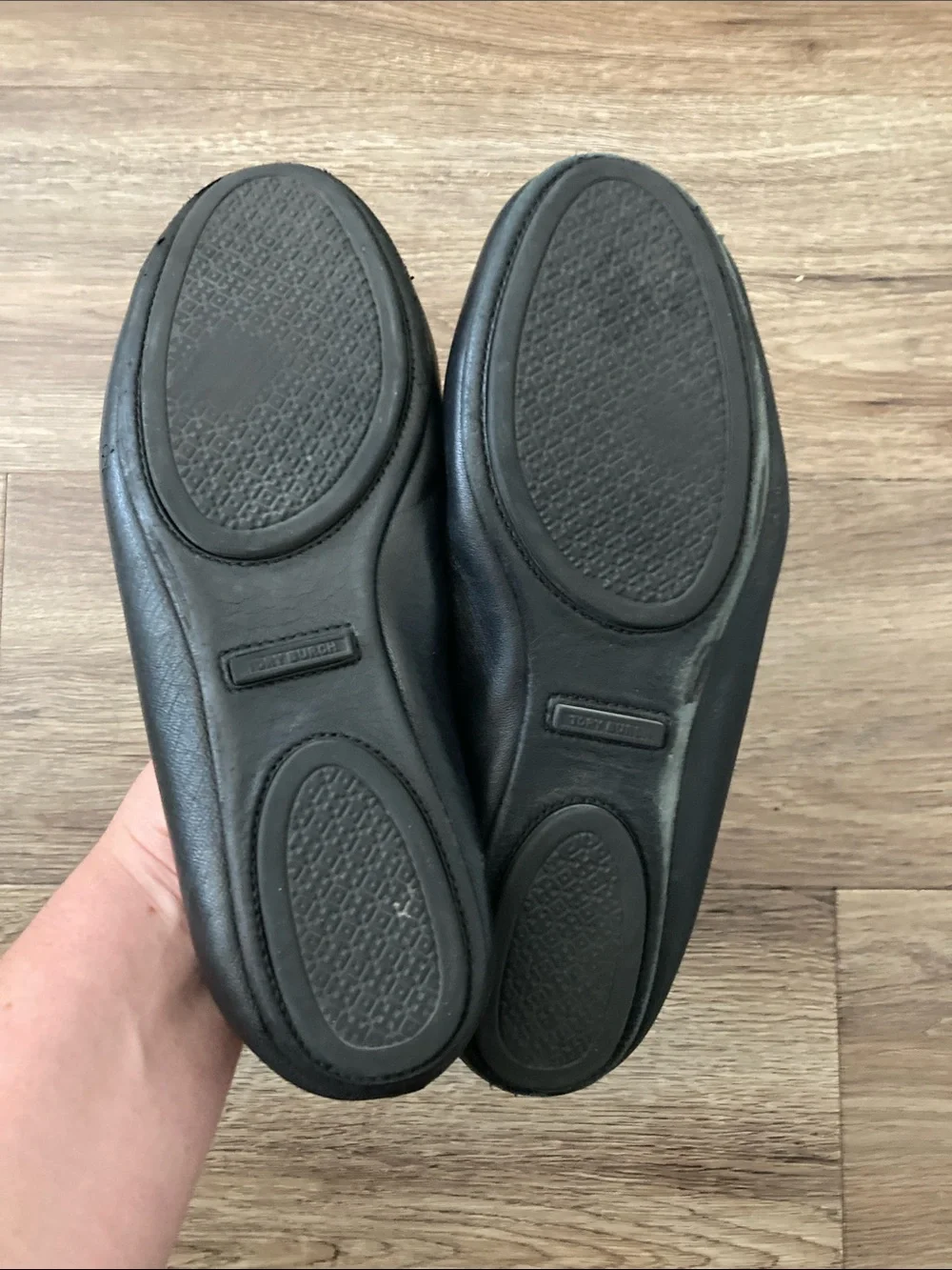 Tory Burch Black Leather Logo Round-Toe Ballet Flats Sz 8.5